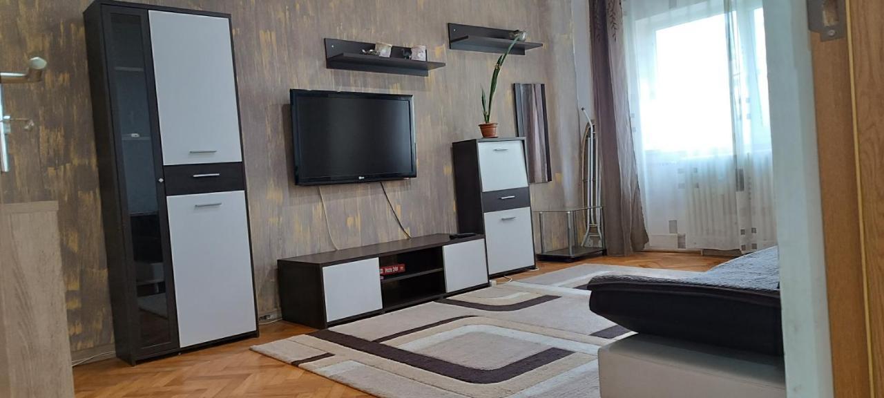 Lora'S House Leilighet Oradea Eksteriør bilde