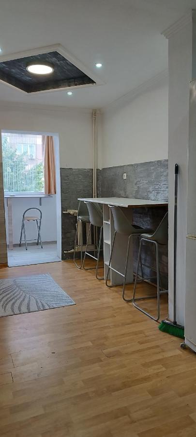 Lora'S House Leilighet Oradea Eksteriør bilde