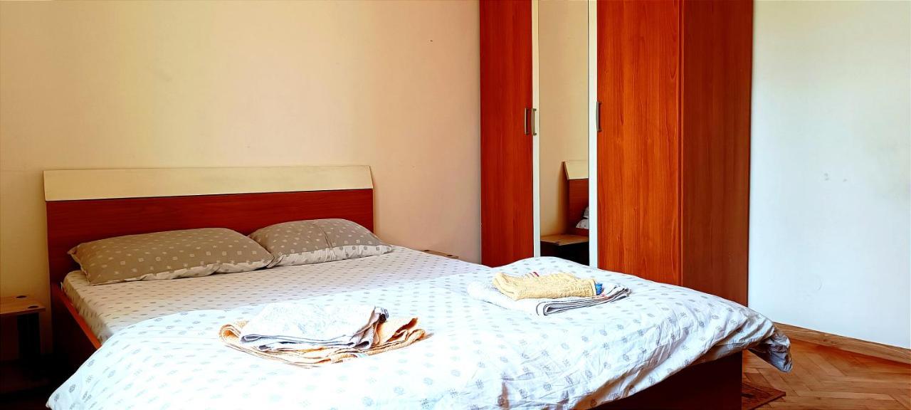 Lora'S House Leilighet Oradea Eksteriør bilde